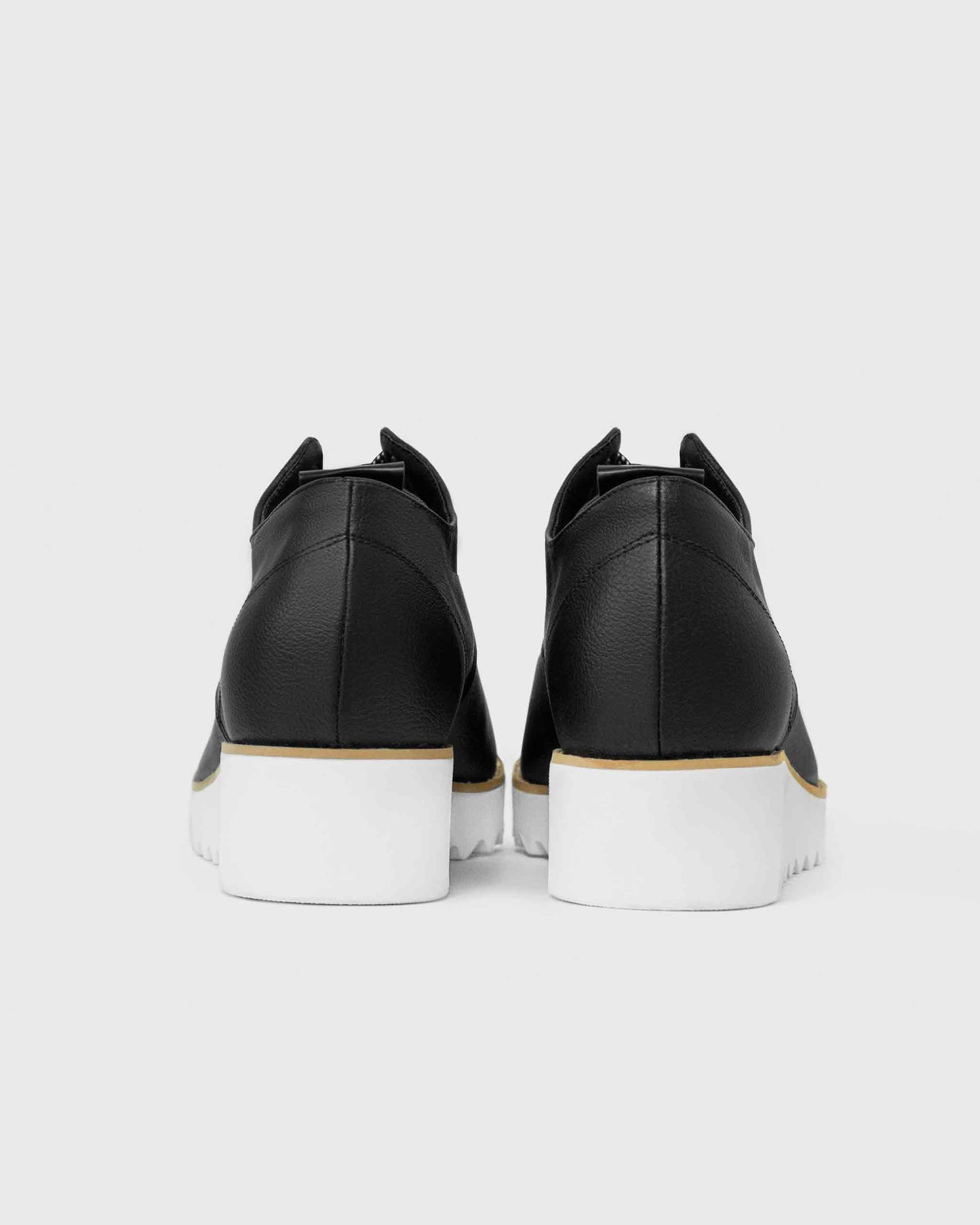 Oxford Street Apple made of Apple Skin - Vegan America