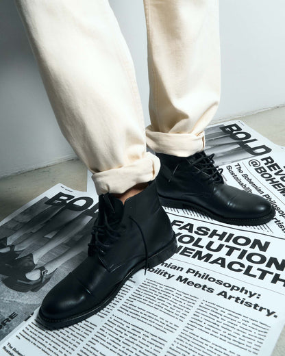 Laced - up Ankle Boots made of vegan corn leather - Vegan America
