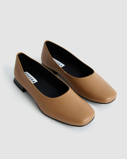 Carmel Diana Pumps beige ballerinas with a square - cut shape - Vegan America