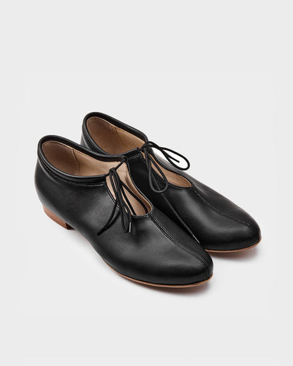 Akira Pumps Black Nopal ballerinas made of cactus leather - Vegan America
