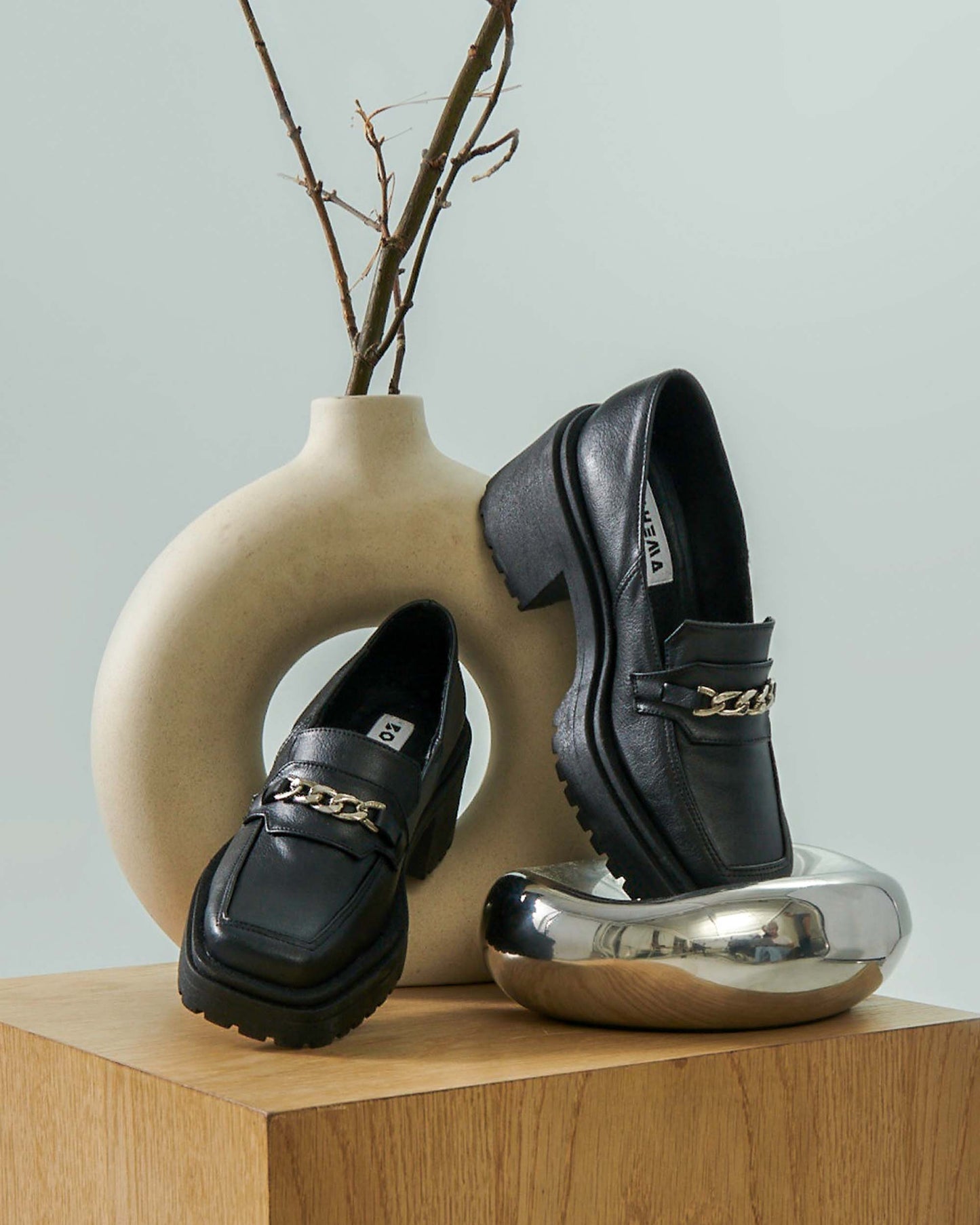 Squared Chunky Loafers Black vegan women's loafers shoes - Vegan America