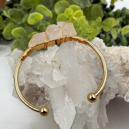 Gemstone Wire-Wrapped Bracelet - Clear Quartz Yellow Gold