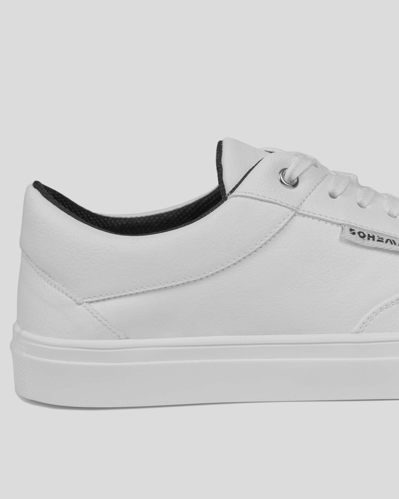 Sneakers Awake White sneakers made of Vegea grape leather - Vegan America