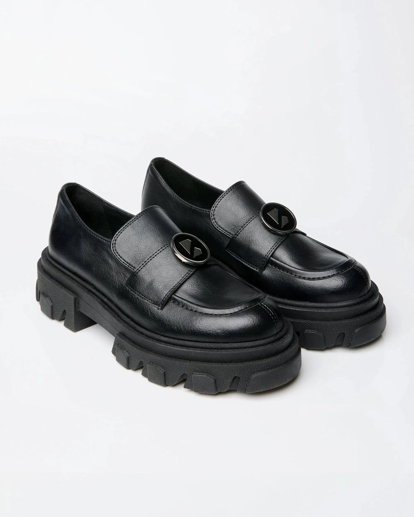 Blocky Loafers made of grape - based vegan leather - Vegan America