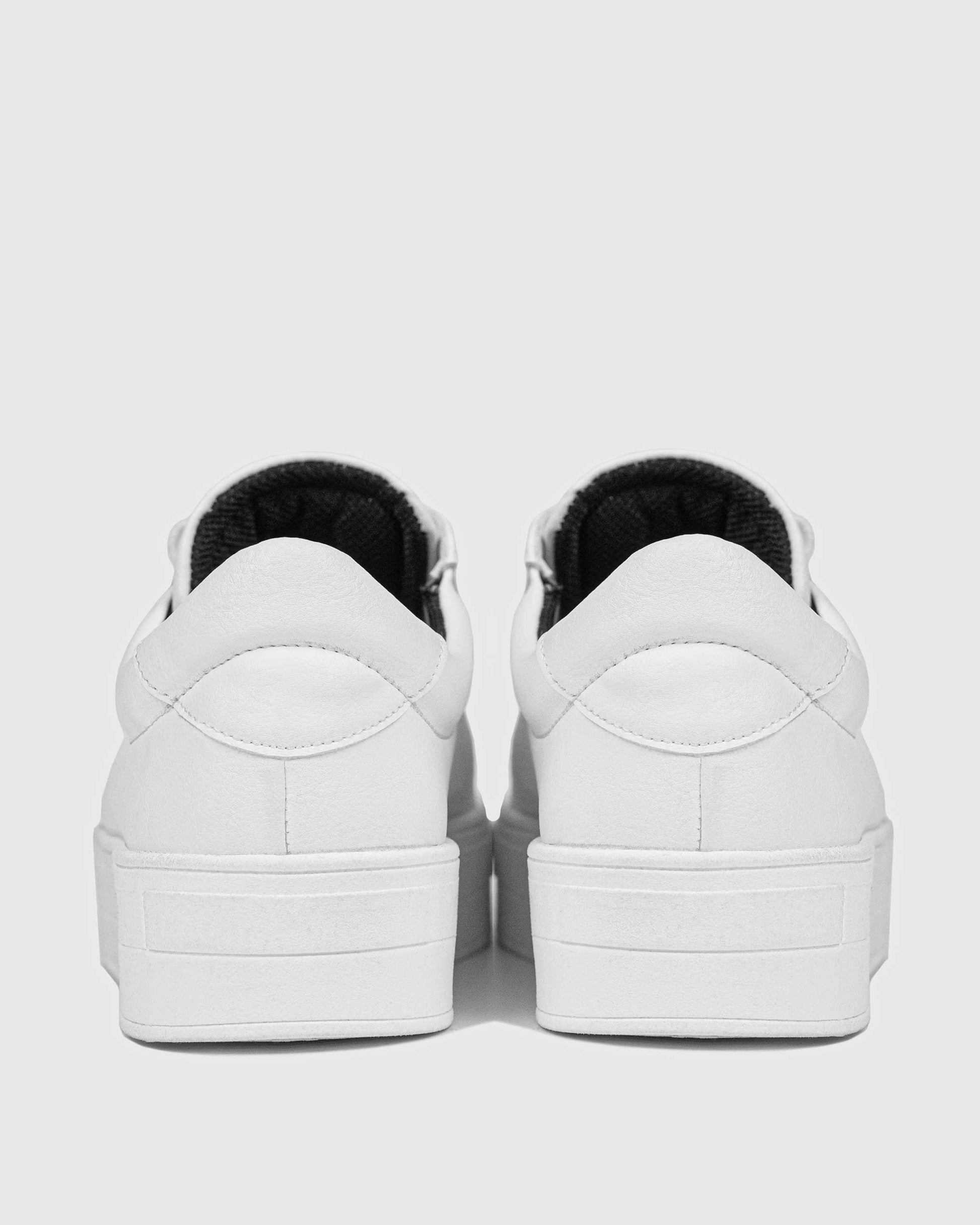 Bohema Sneakers Aware White sneakers made of Vegea grape leather - Vegan America