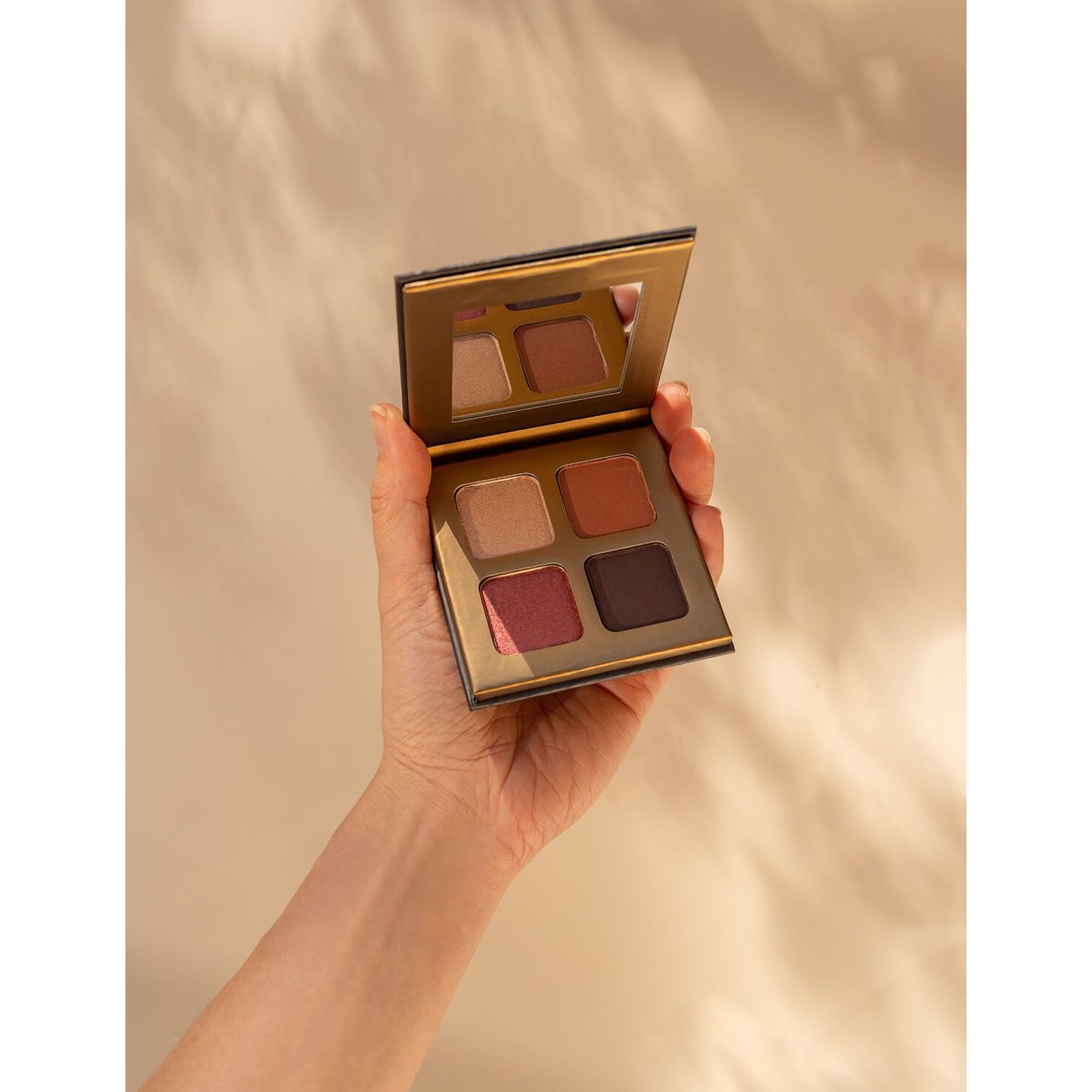 INIKA Organic Quad Eyeshadow Palette (Flowers)