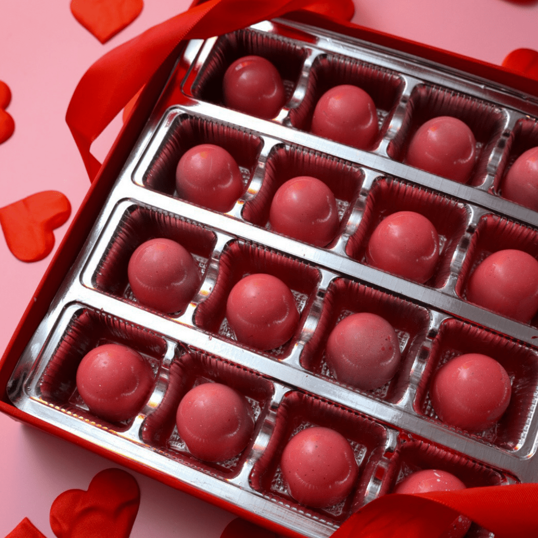 16 - Piece Dubai Love Gift Box - Vegan America