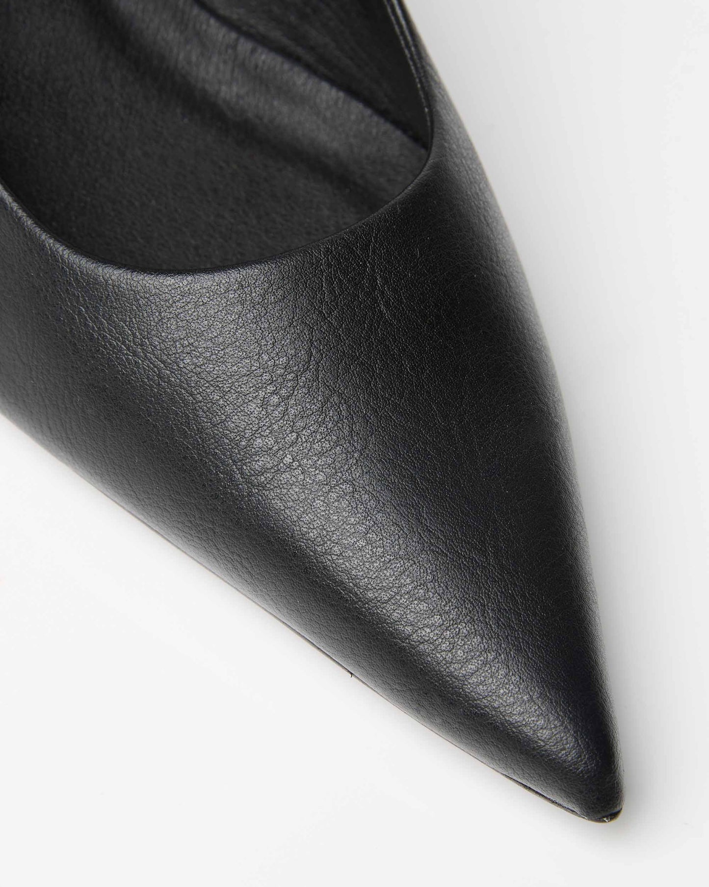 Siren Heels kitten heels style shoes made of grape - based vegan leather - Vegan America