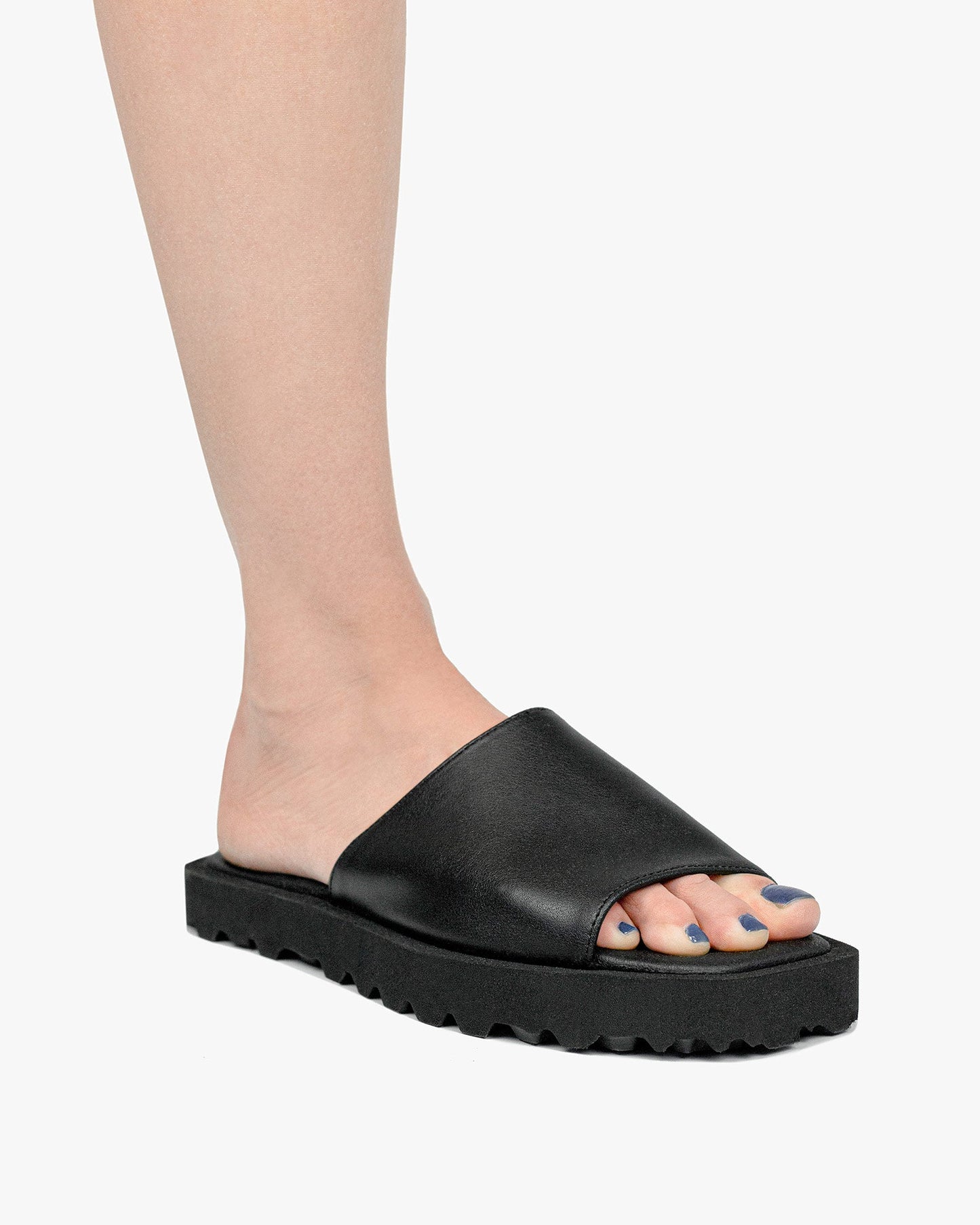 Flat Slides Nopal made of cactus leather Desserto® - Vegan America