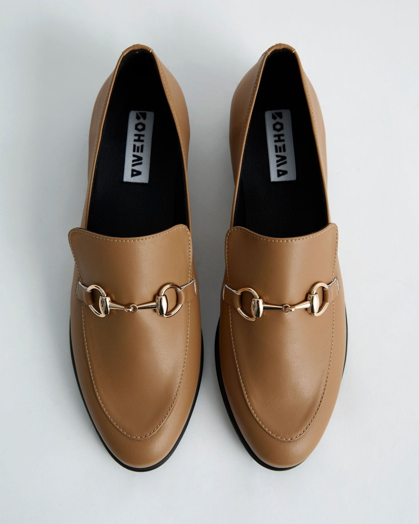 Shiv Loafers beige women's moccasins - Vegan America