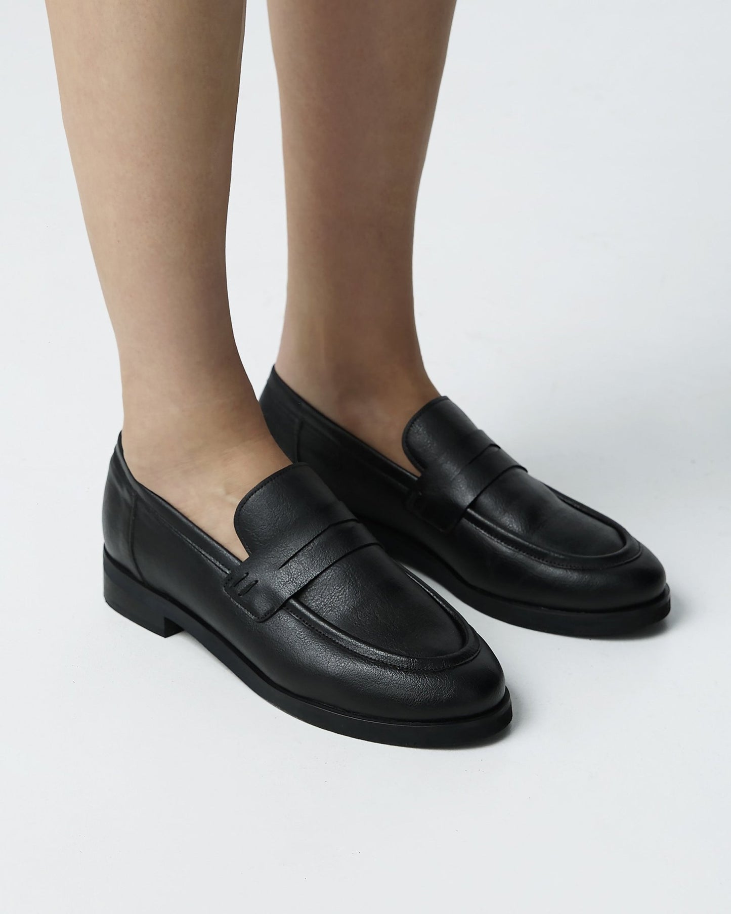 Dakota Loafers Black black women's moccasins - Vegan America