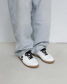 Brava Sneakers White Black Men - Vegan America