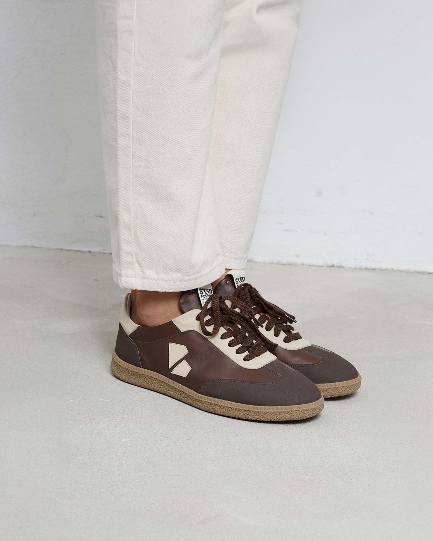 Brava Sneakers Chocolate - Vegan America