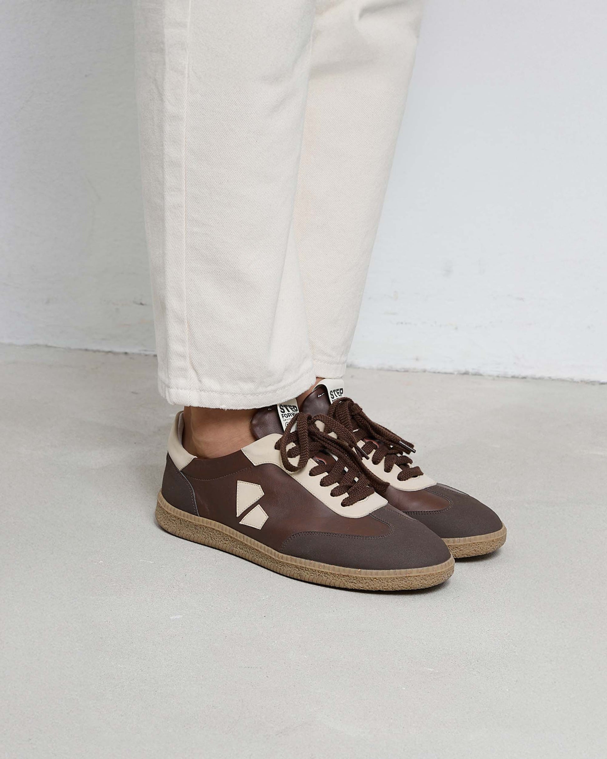 Brava Sneakers Chocolate - Vegan America