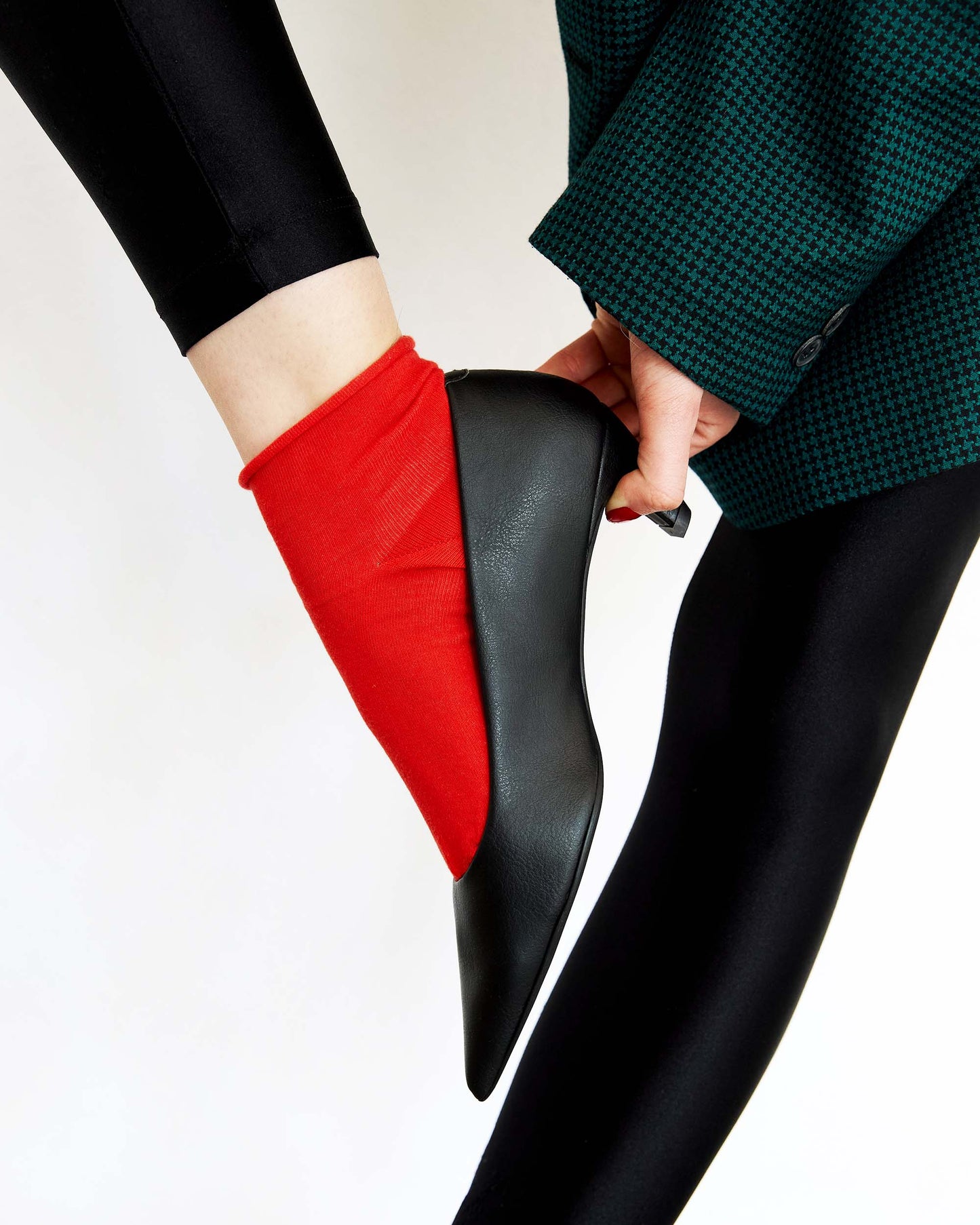 Siren Heels kitten heels style shoes made of grape - based vegan leather - Vegan America