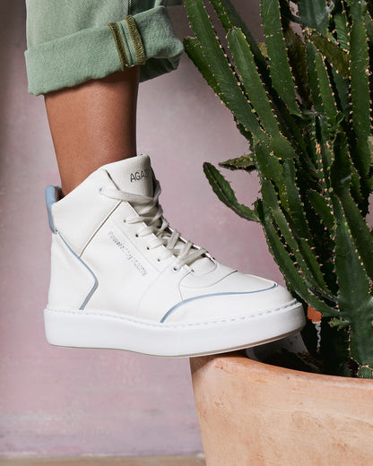 EMI plant-based sneakers – white & blue