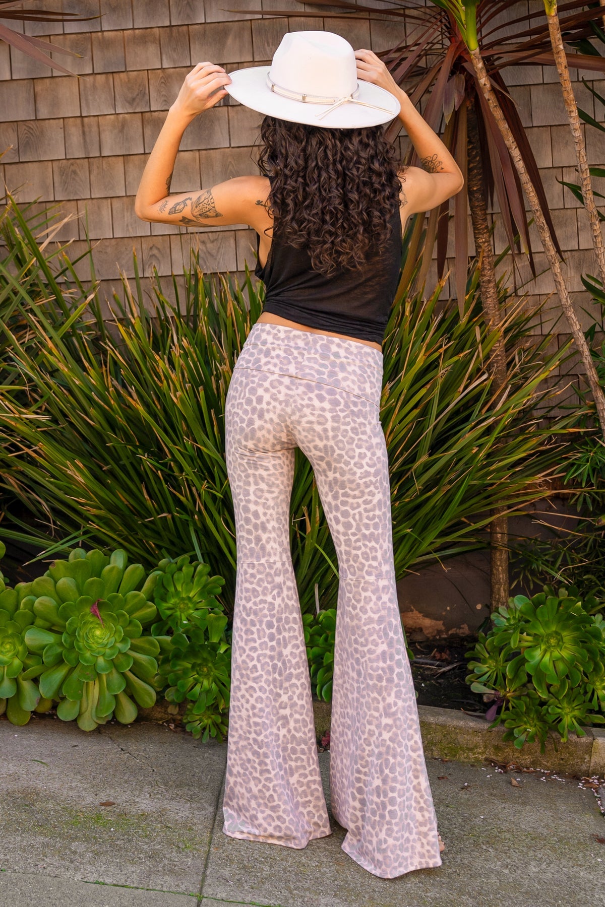 SOPHIE BELLS - LEOPARD MIST - Vegan America