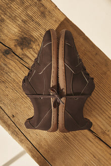 BARE 2 WOOD – vegan barefoot shoes made from plant-based leather