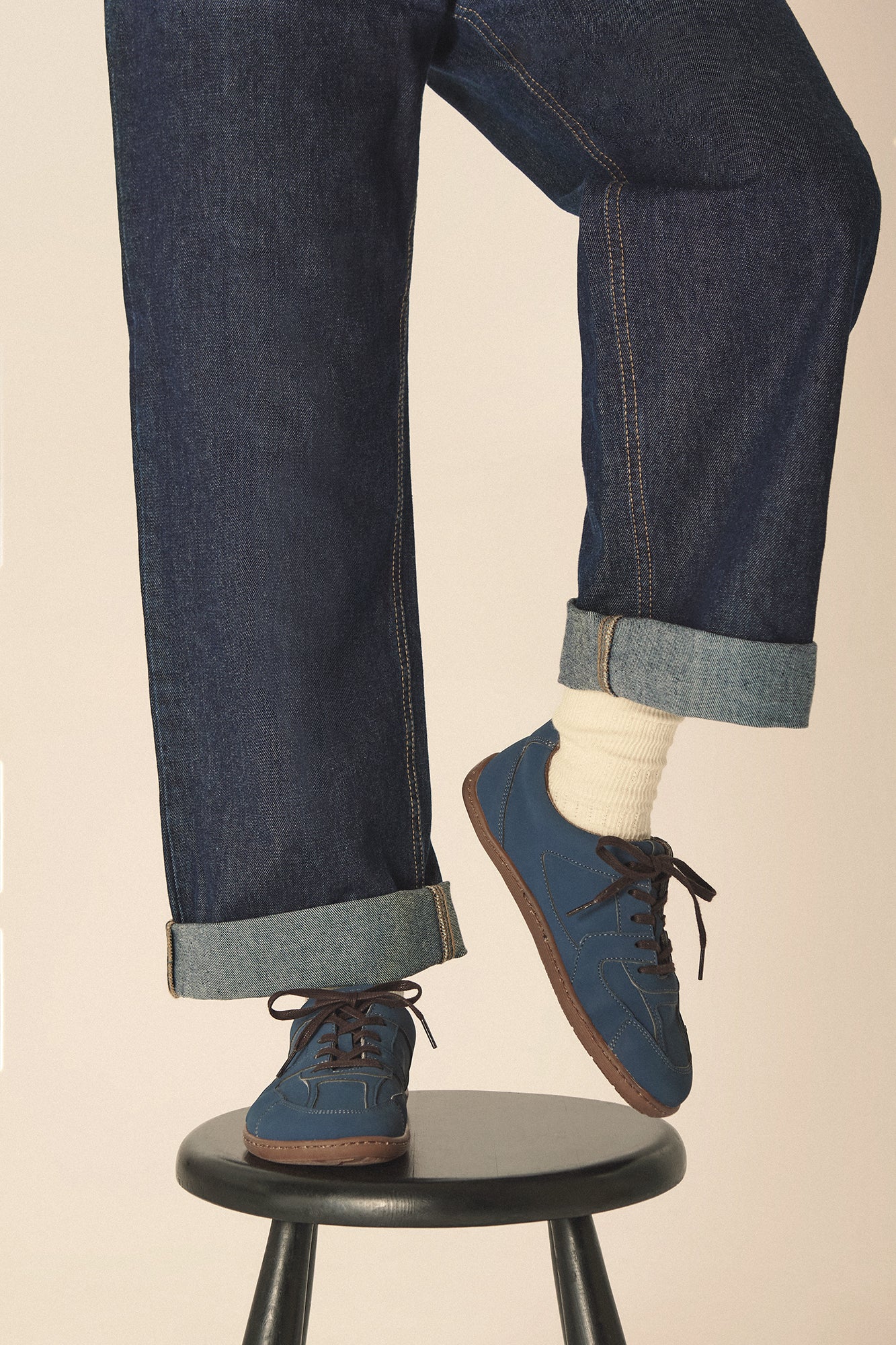 BARE 2 OCEAN – vegan barefoot shoes made from plant-based leather