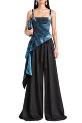 Asymmetric whale top