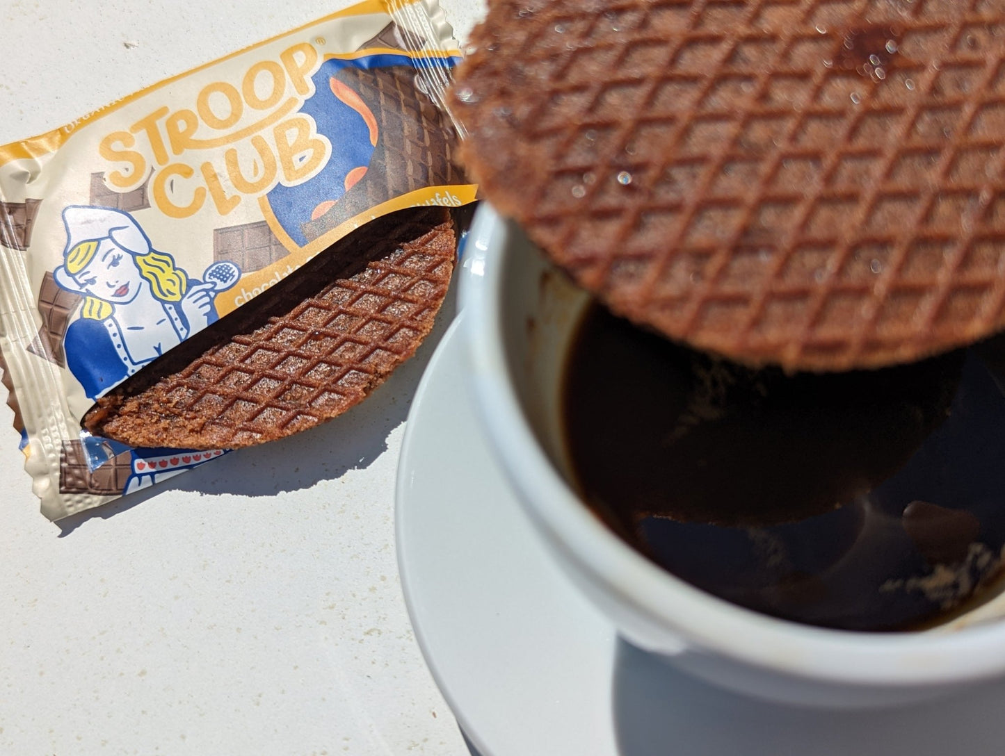 Chocolate Caramel Plant Based and Organic Stroopwafels (box of 12x 2 - pack - 24 total) - Vegan America