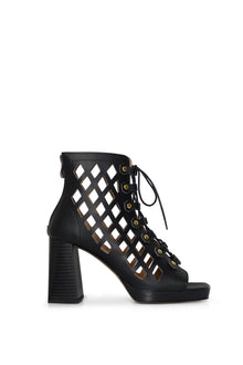 DANCE YOUR WAY (black) – cut-out block heel sandals made from wheat & corn-based leather