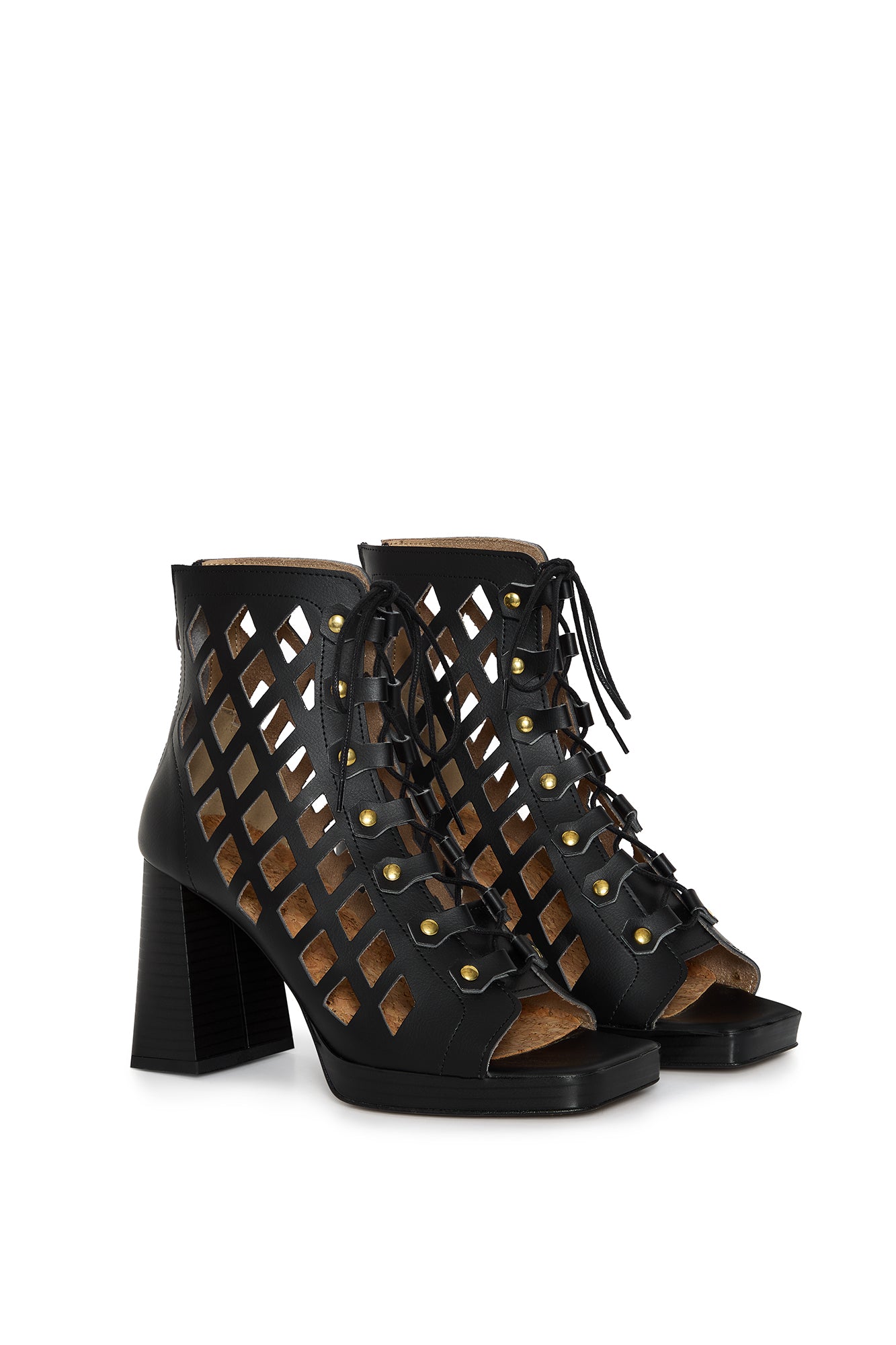 DANCE YOUR WAY (black) – cut-out block heel sandals made from wheat & corn-based leather