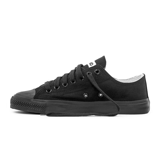 Low Cut Sneakers, All Black