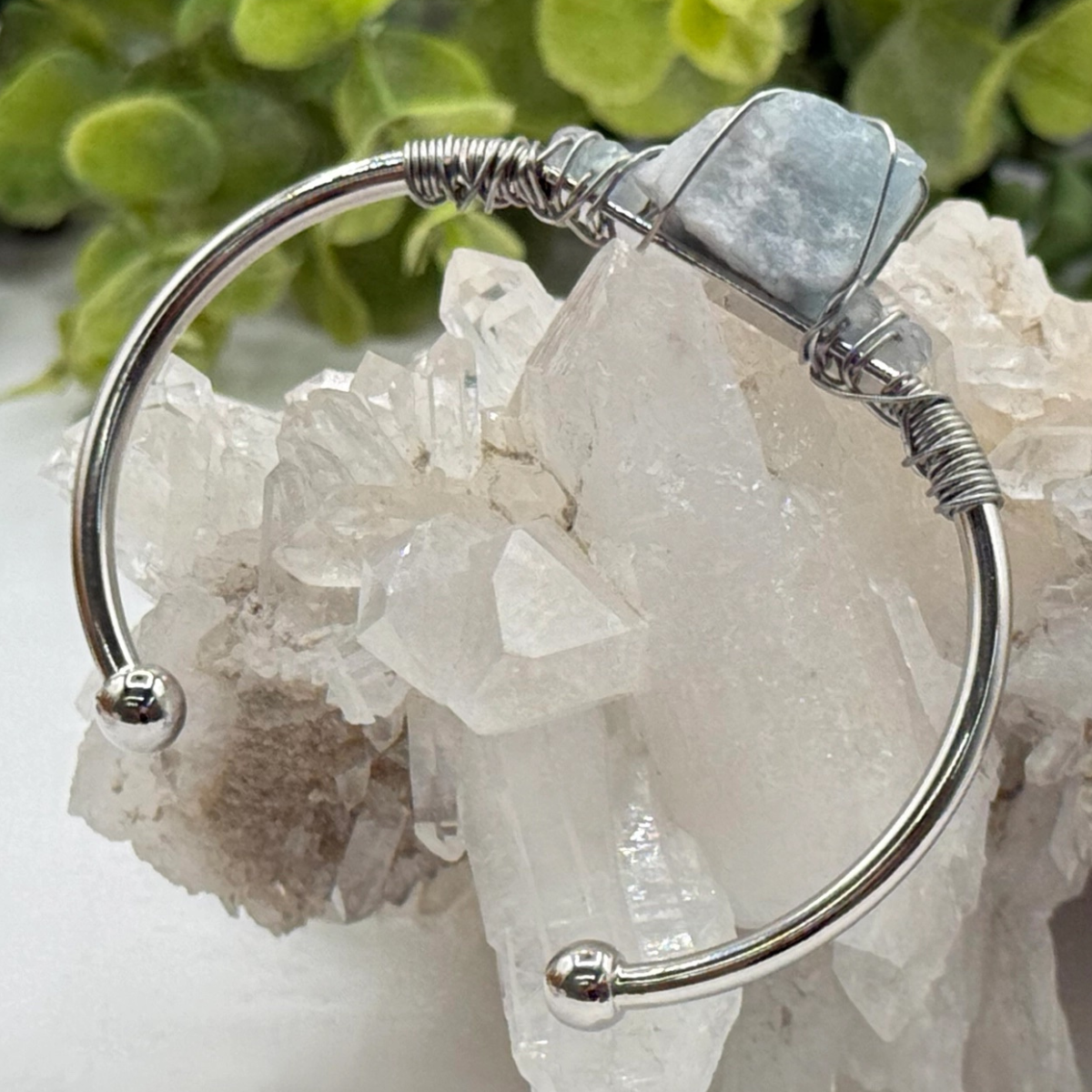 Gemstone Wire-Wrapped Bracelet - Aquamarine White Gold