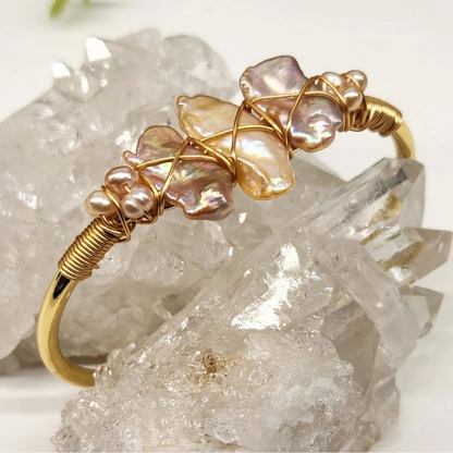 Gemstone Wire-Wrapped Bracelet - Pearl Biwa Yellow Gold