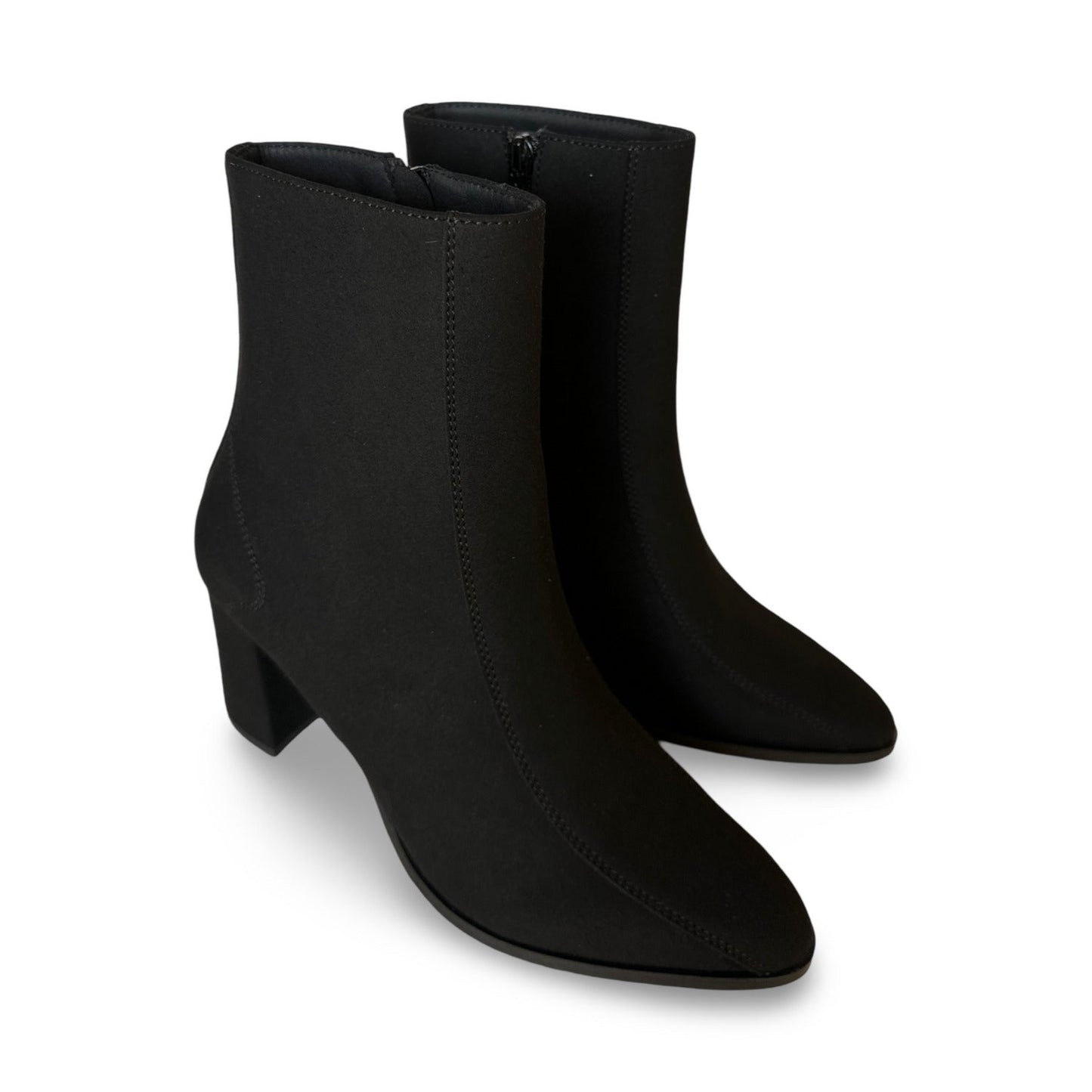HINA Black