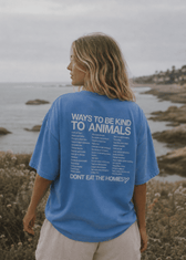 WAYS TO BE KIND TO ANIMALS TEE - Vegan America