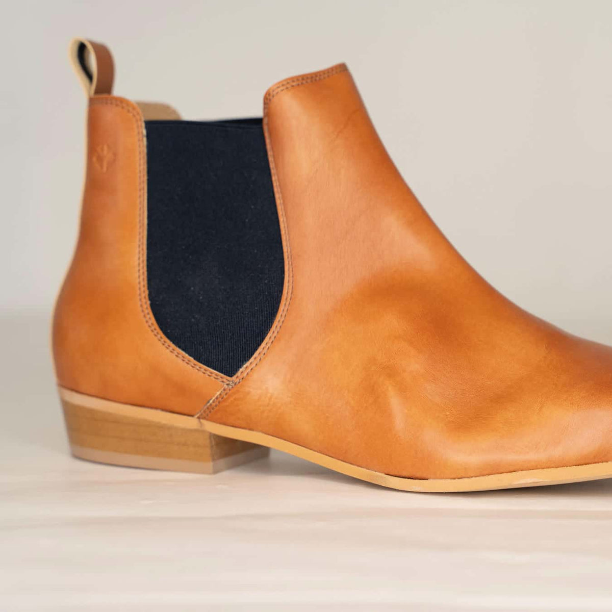 Imperfect - Laïka Cognac 42 - Vegan America