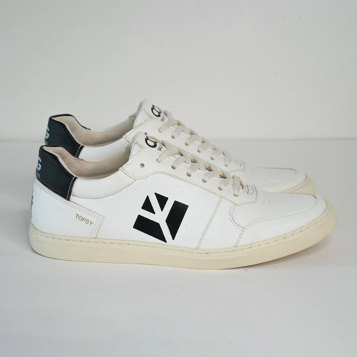 Imperfect - Topsy - White / Black 38 - Vegan America