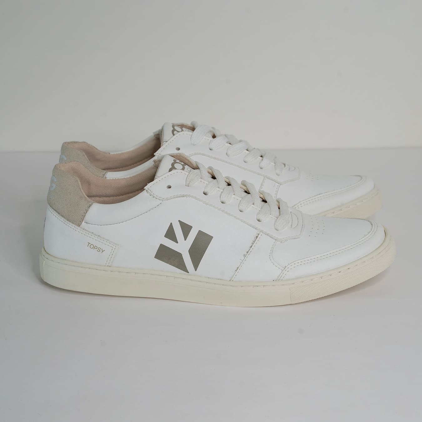 Imperfect - Topsy - White / Beige 42 - Vegan America