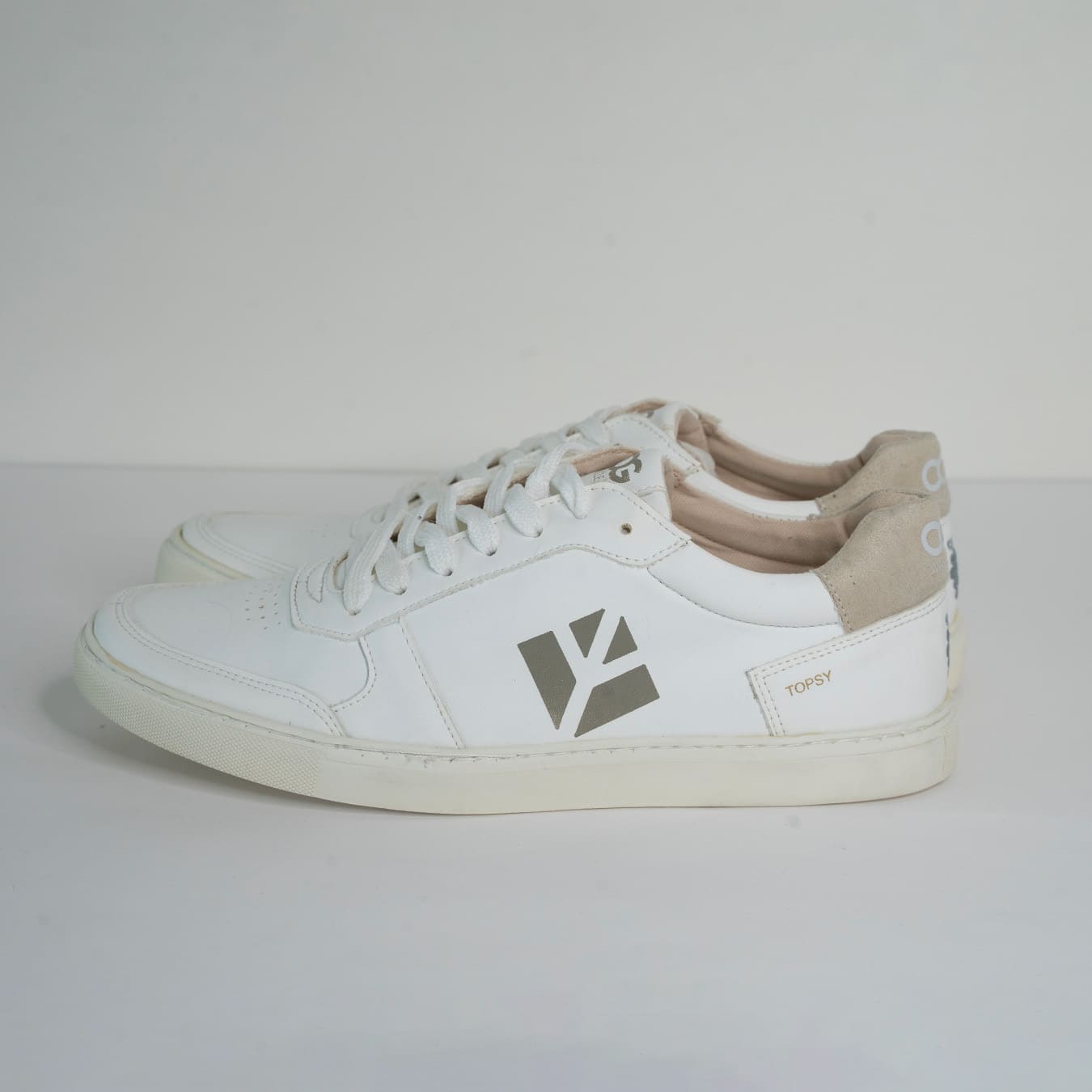 Imperfect - Topsy - White / Beige 42 - Vegan America