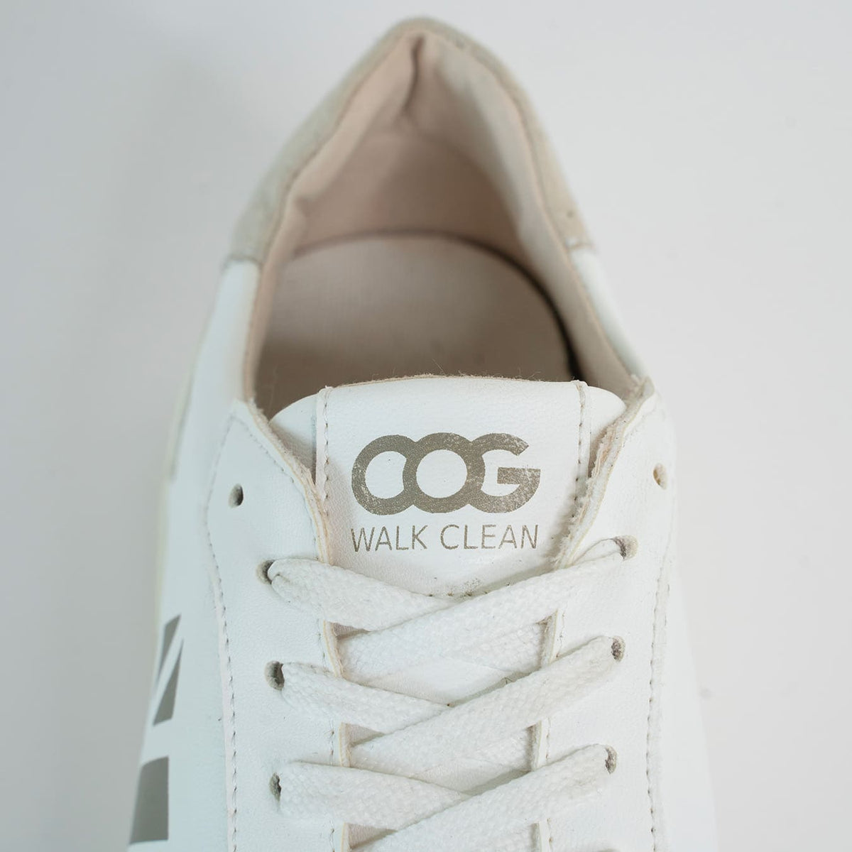 Imperfect - Topsy - White / Beige 42 - Vegan America