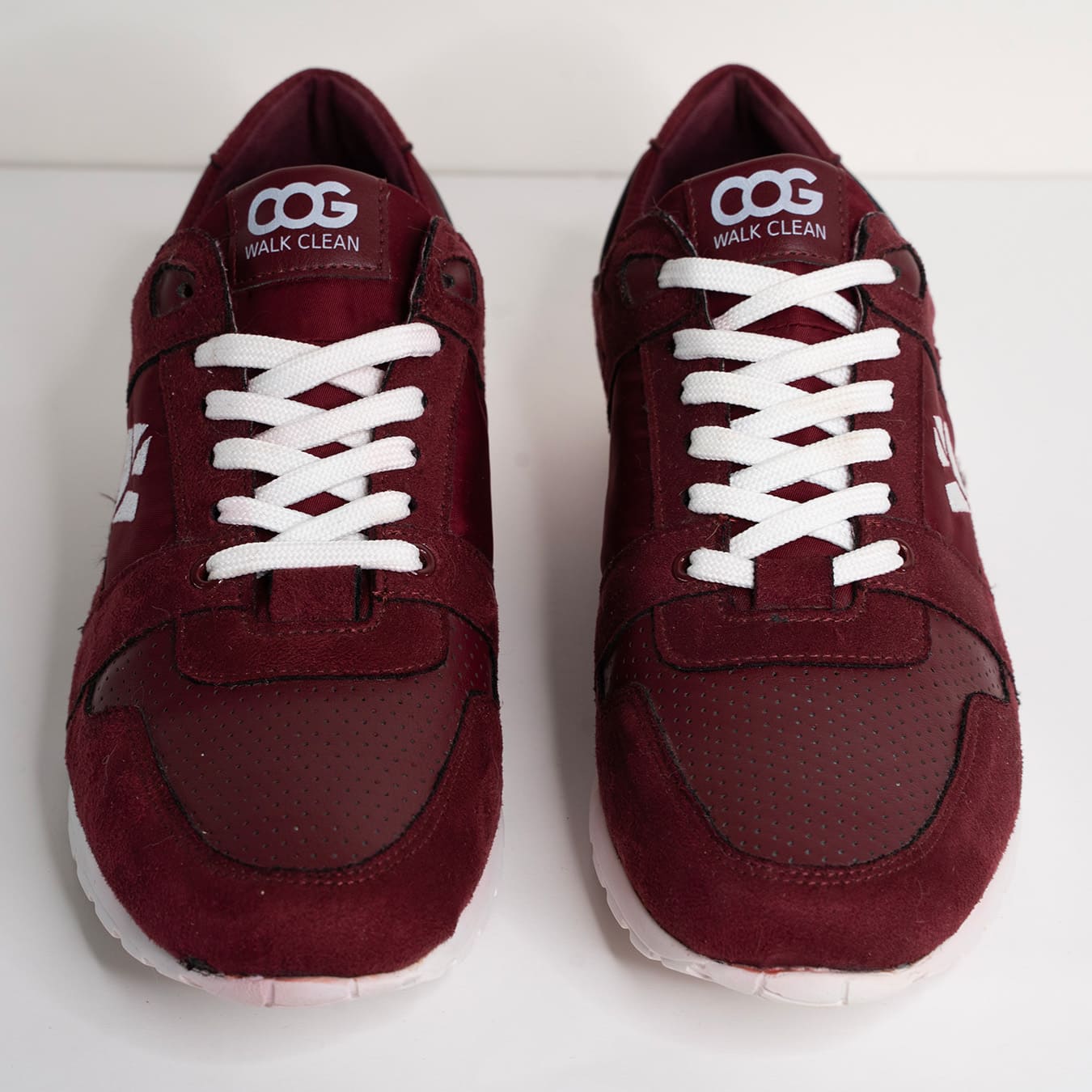Imperfect - Raven - Bordeaux_H 42 - Vegan America