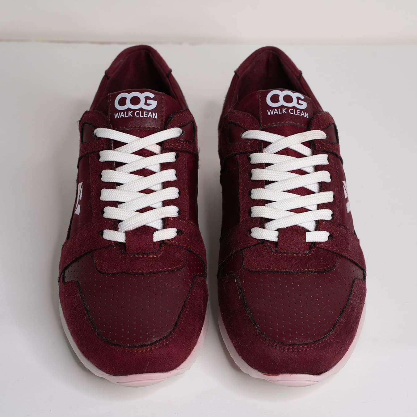 Imperfect - Raven - Bordeaux_F 38 - Vegan America