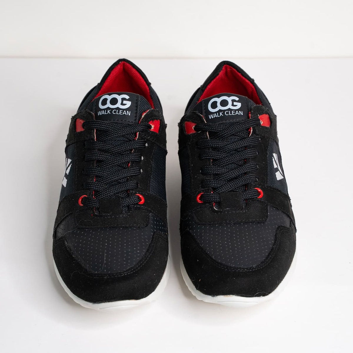 Imperfect - Raven - Black / Red_F 38 - Vegan America