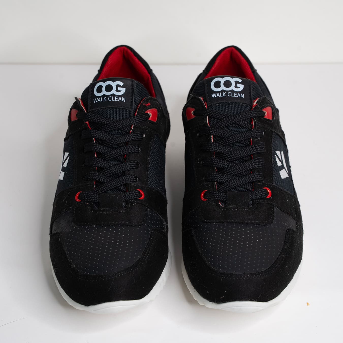 Imperfect - Raven - Black / Red_H 42 - Vegan America