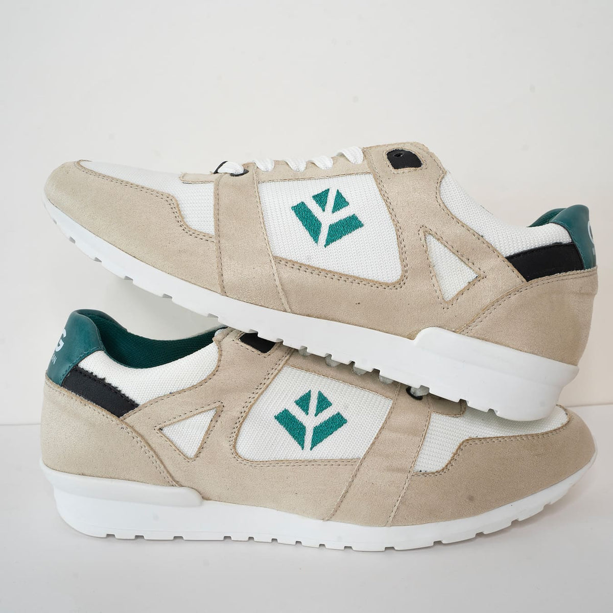 Imperfect - Raven - Beige / Green_H 41 - Vegan America