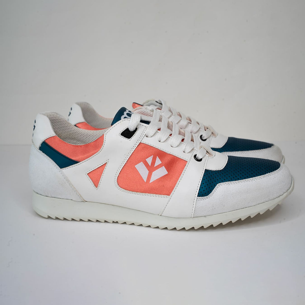 Imperfect - Raven - Coral / Blue_F 37 - Vegan America