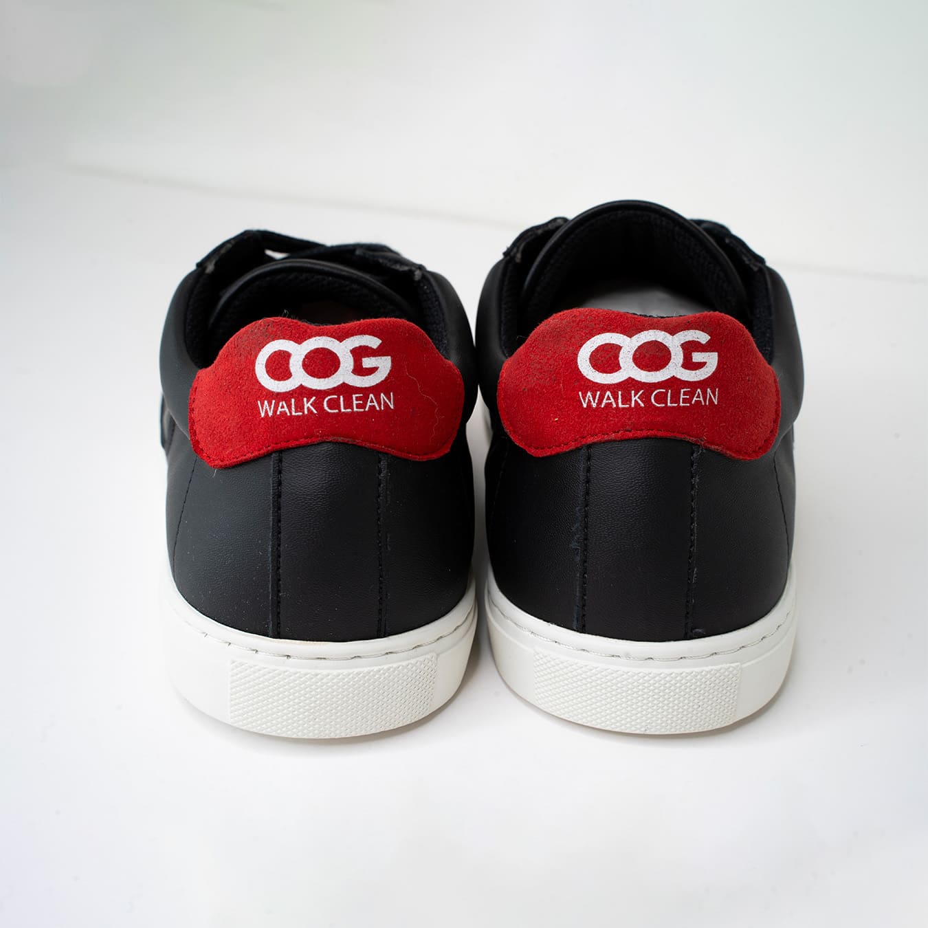 Imperfect - Winton - Black / Red 37 - Vegan America
