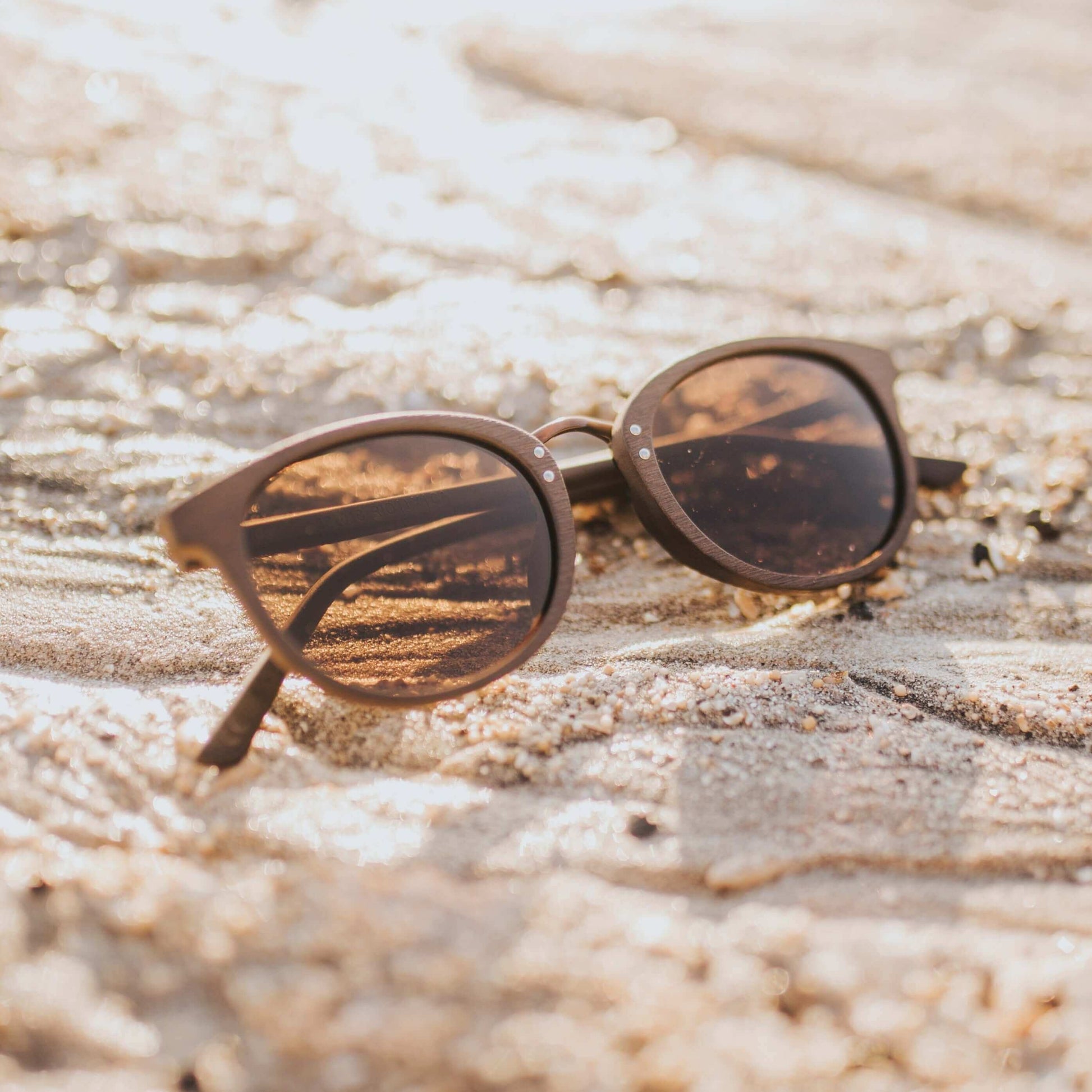 Hefe - Wooden Sunglasses - Vegan America