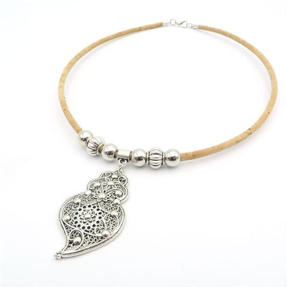 Necklace w/Small Heart of Viana Pendant