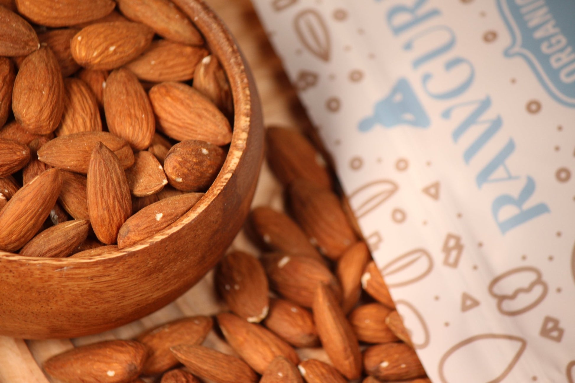 Raw Organic Almonds | 16 oz - Vegan America