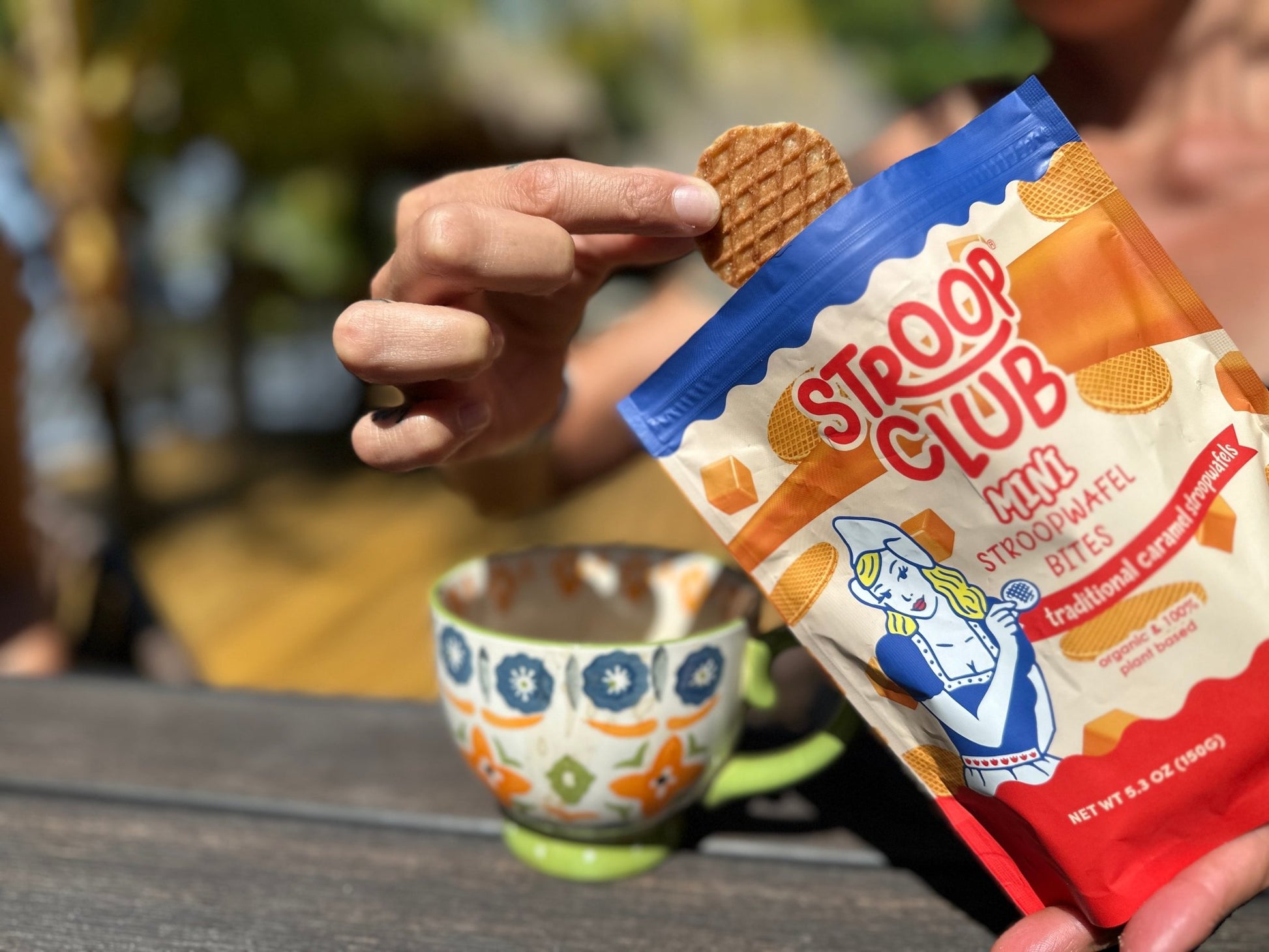 Mini Traditional Caramel Organic and Plant Based Stroopwafels - Vegan America