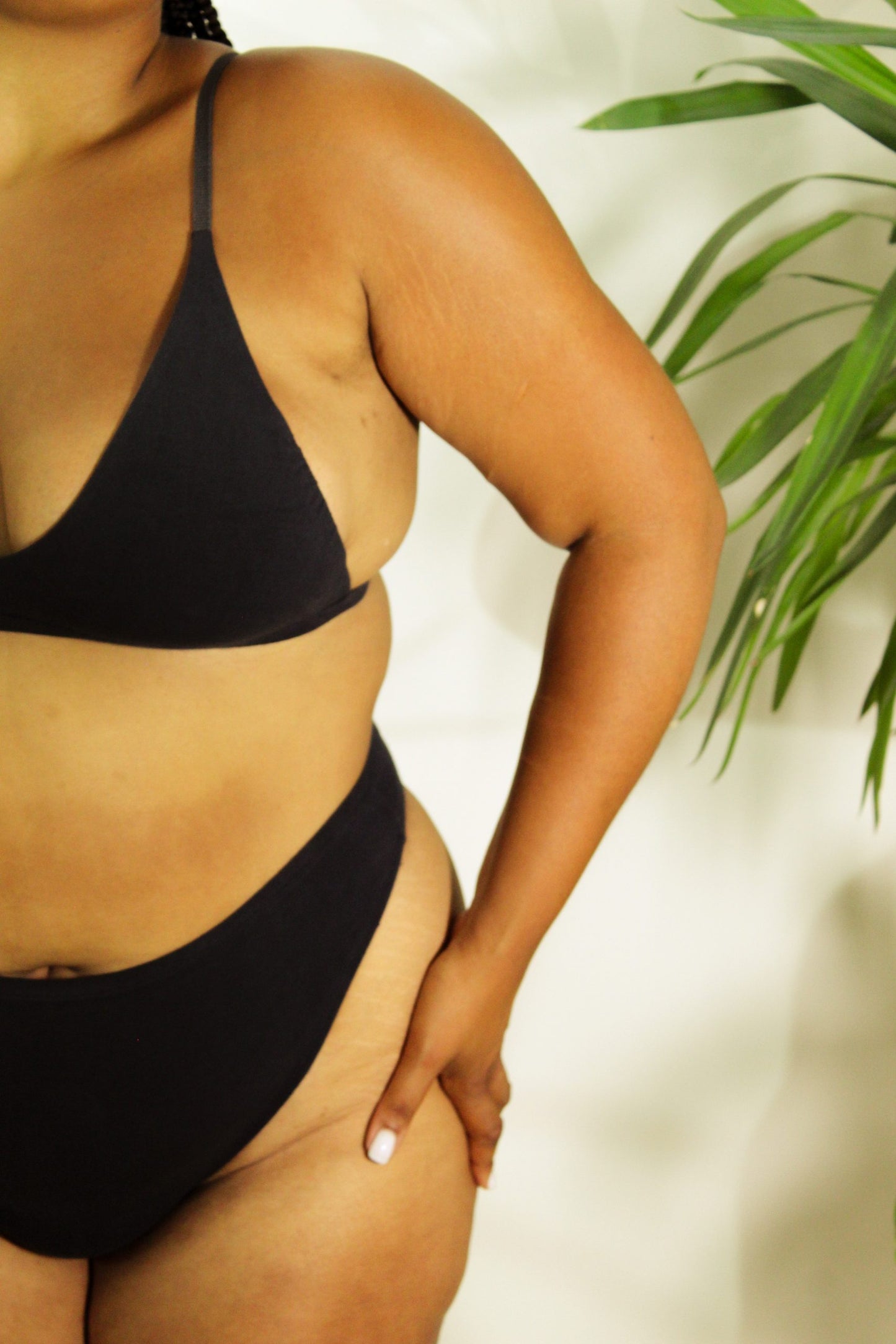 Shanta Brief - Vetiver Blend