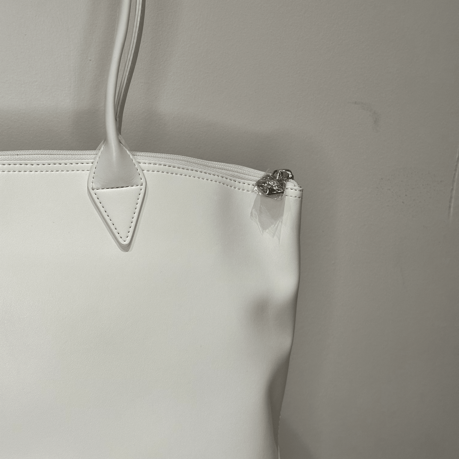 Belles Affaires – Jolly Full Uppeal™ White Tote Bag - Vegan America